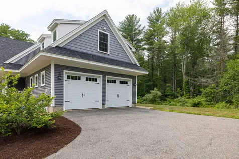 32 Holly Lane Greenland NH 03840