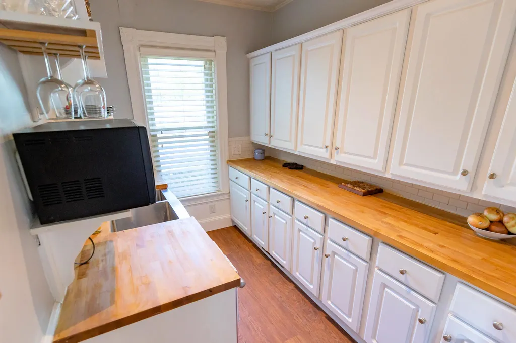 113 Riley Avenue Manchester NH 03103