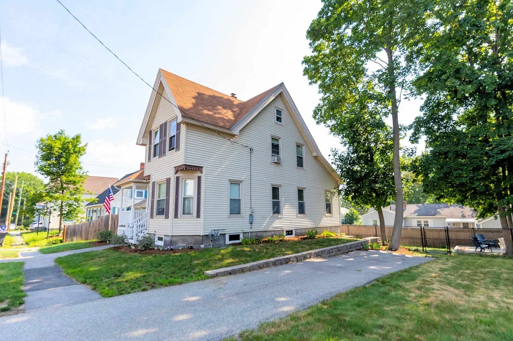 113 Riley Avenue Manchester NH 03103