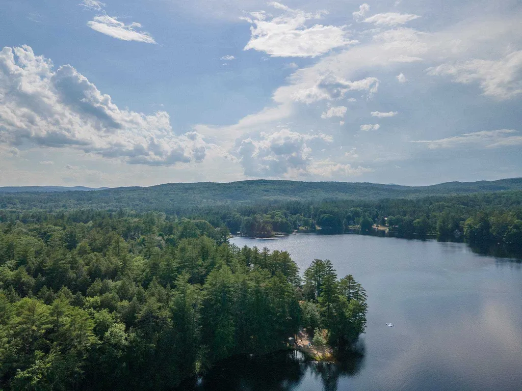 120 Emerald Drive Hillsborough NH 03244