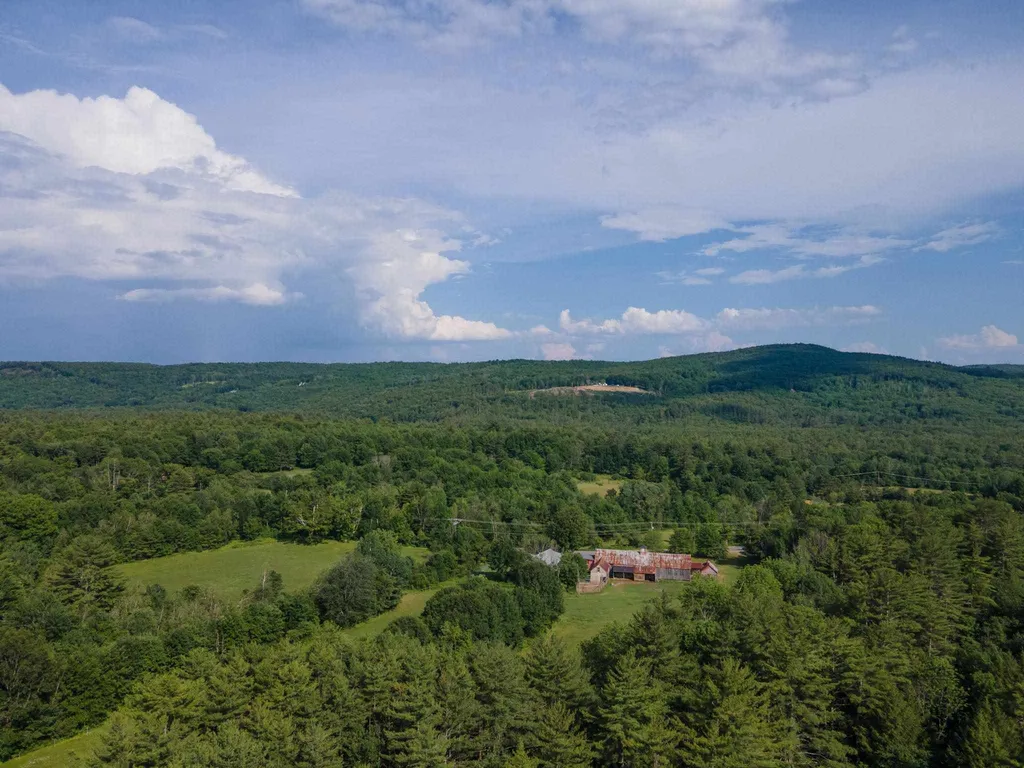 120 Emerald Drive Hillsborough NH 03244