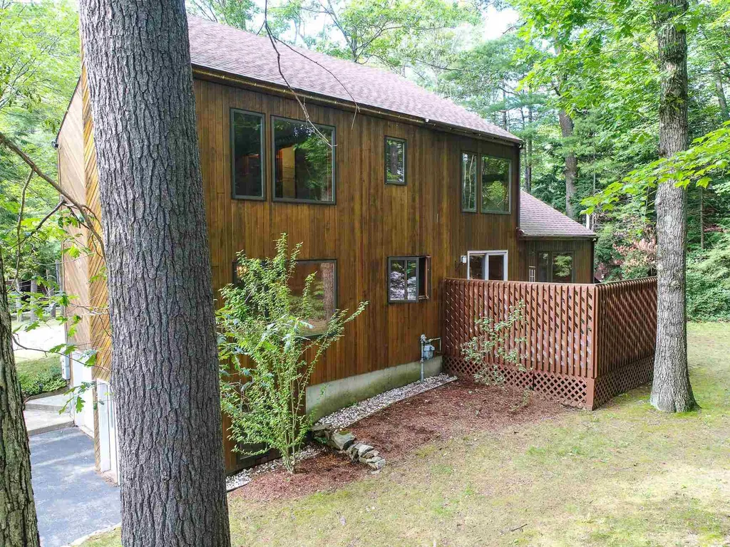 52 Larch Road Milford NH 03055