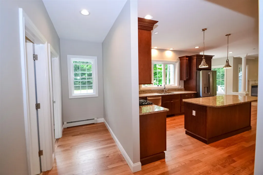 69 Nason Road Hampton Falls NH 03844