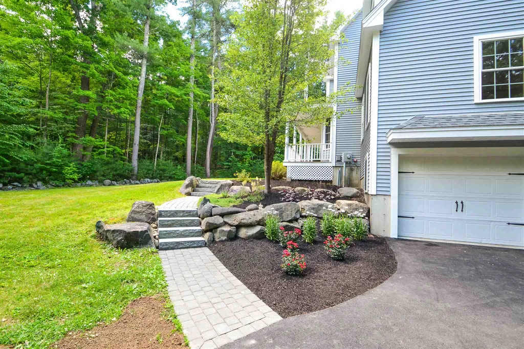 69 Nason Road Hampton Falls NH 03844