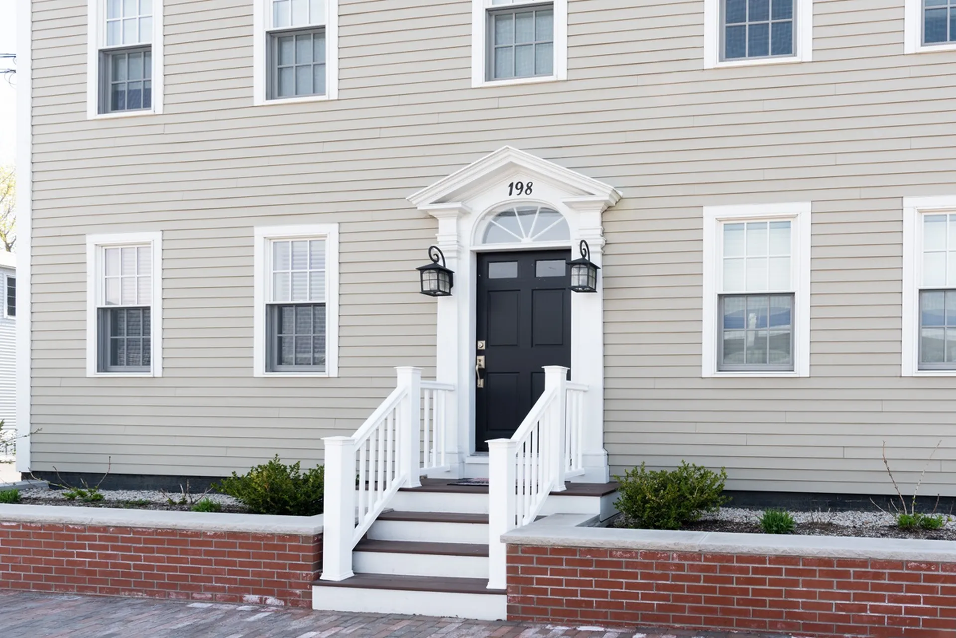 198 Islington Street Portsmouth NH 03801