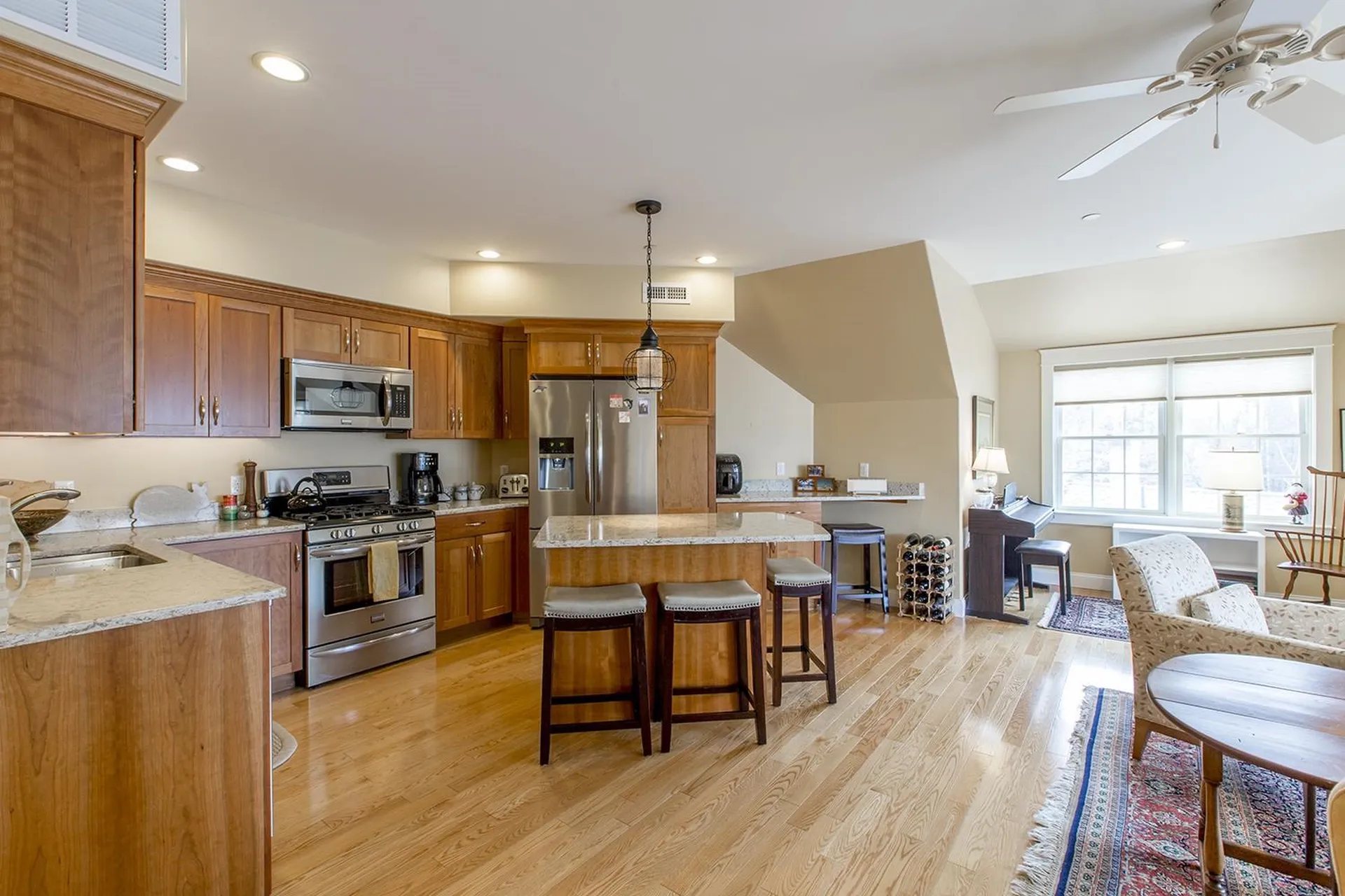 198 Islington Street Portsmouth NH 03801
