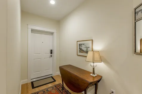 198 Islington Street Portsmouth NH 03801