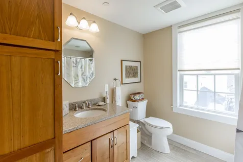 198 Islington Street Portsmouth NH 03801