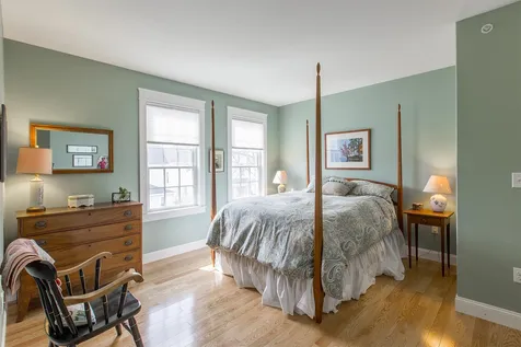198 Islington Street Portsmouth NH 03801