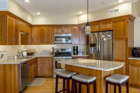 198 Islington Street Portsmouth NH 03801
