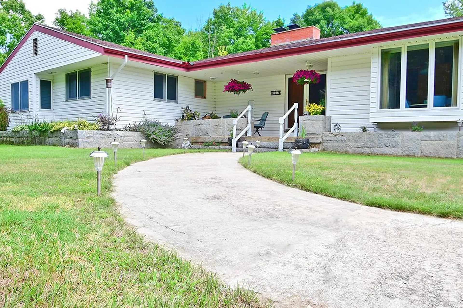 77 Windemere Heights Laconia NH 03246
