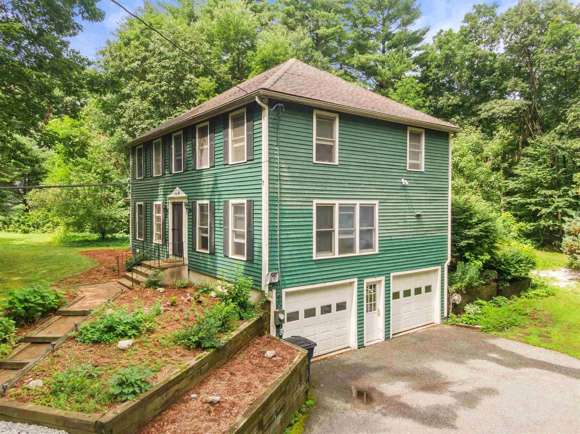7 Fox Hollow Road Derry NH 03038