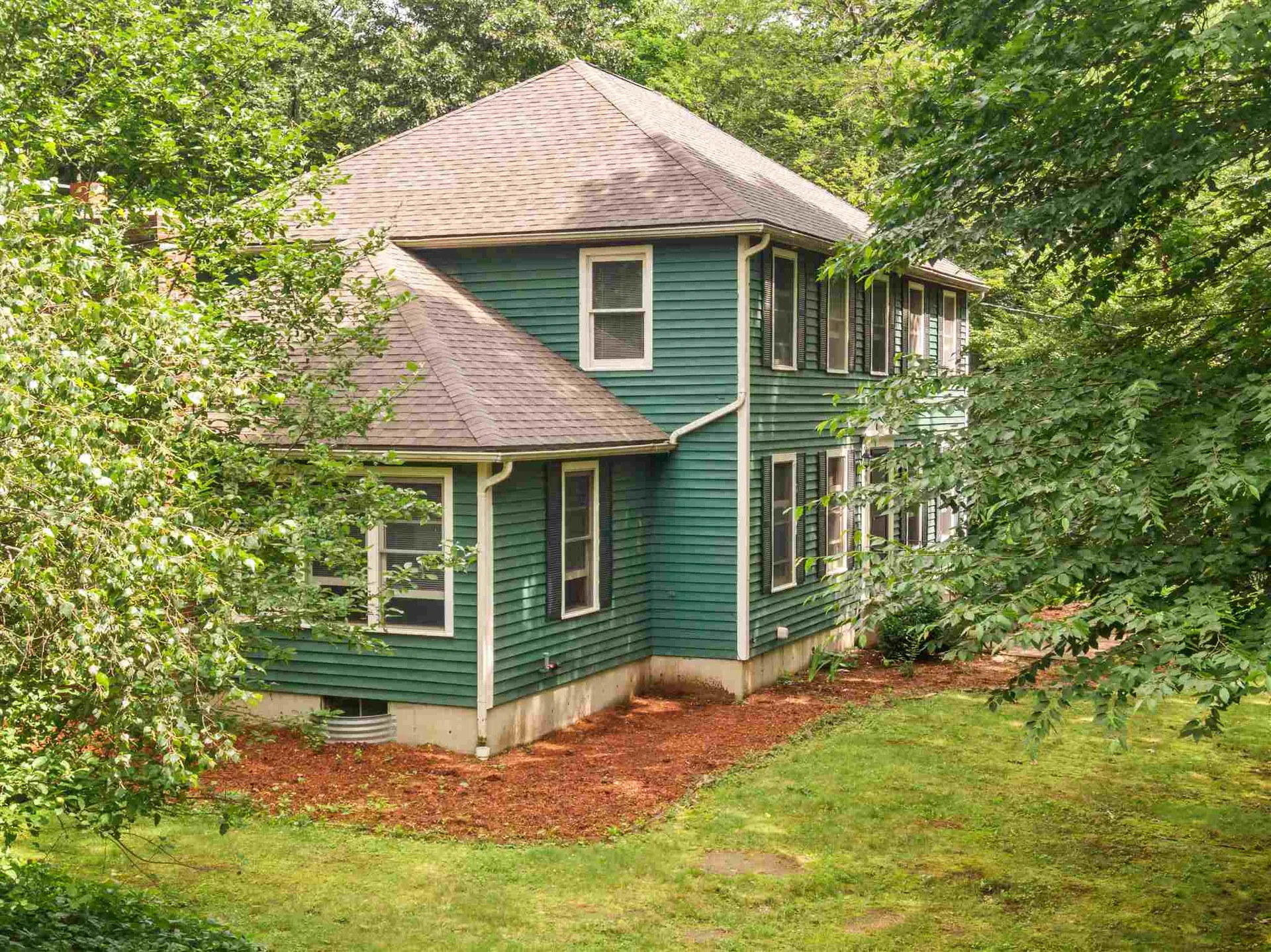 7 Fox Hollow Road Derry NH 03038