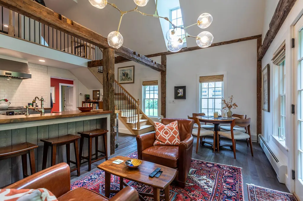4946 South Road Woodstock VT 05071