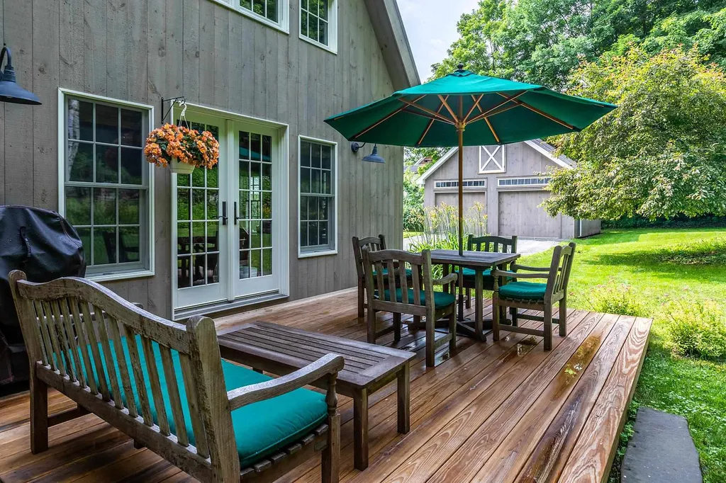4946 South Road Woodstock VT 05071