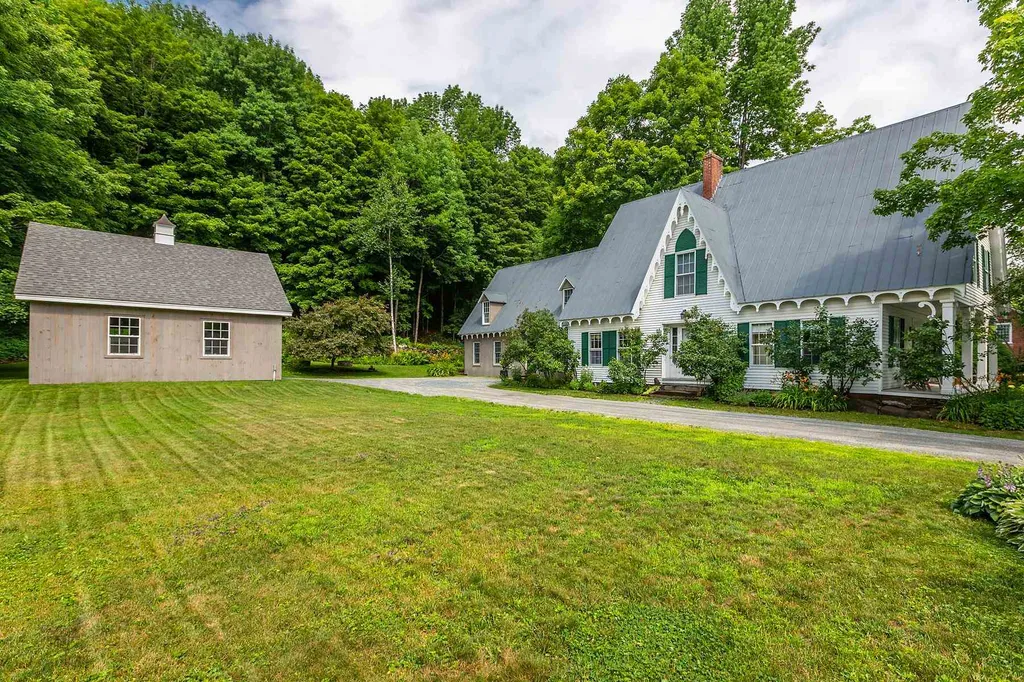 4946 South Road Woodstock VT 05071