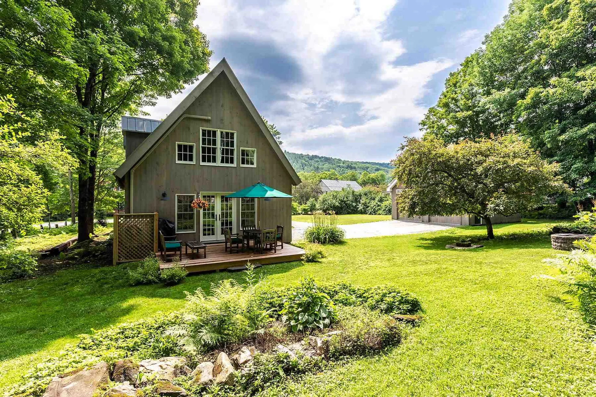 4946 South Road Woodstock VT 05071