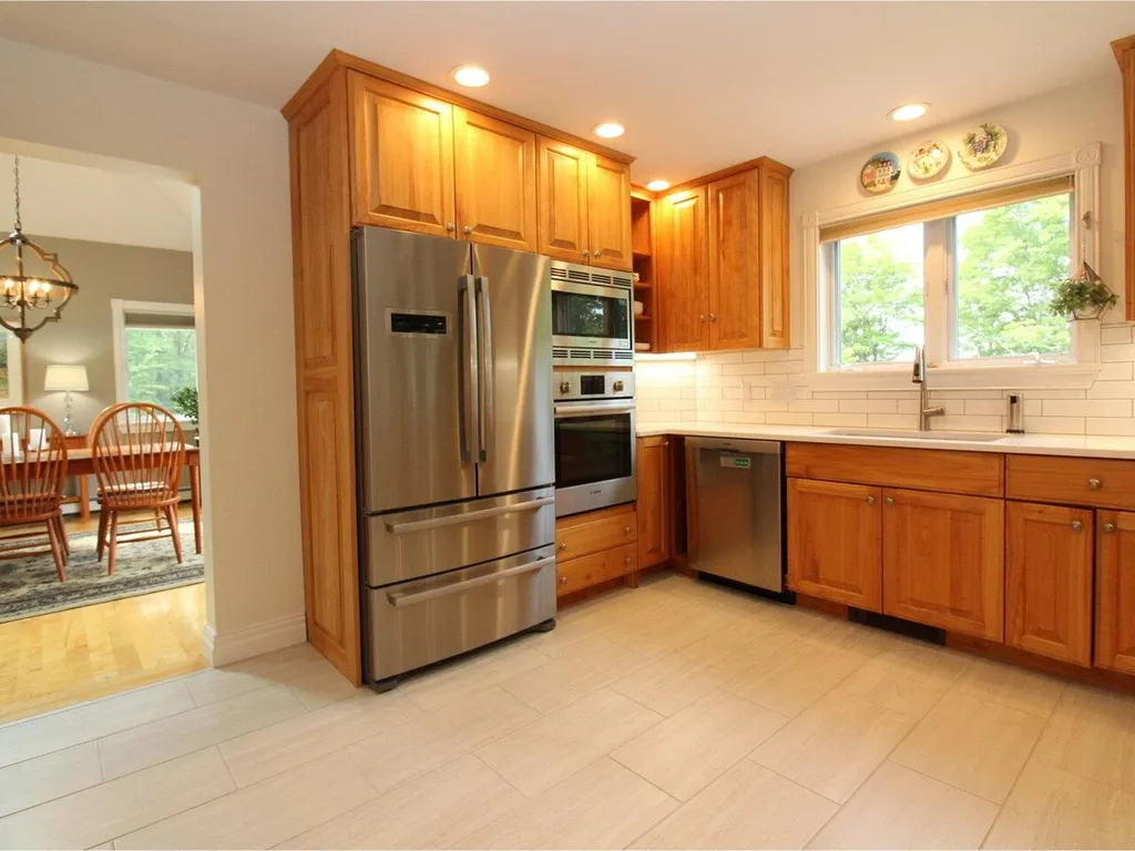 83 Plateau Road Williston VT 05495