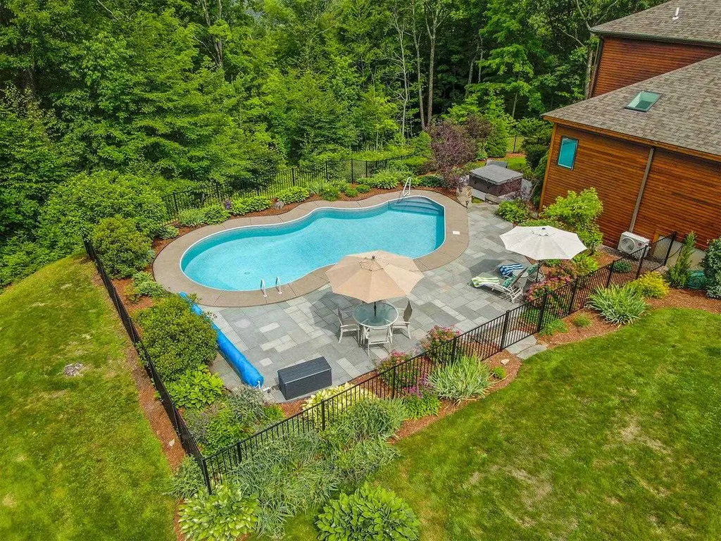 83 Plateau Road Williston VT 05495