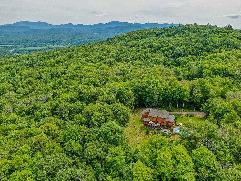 83 Plateau Road Williston VT 05495