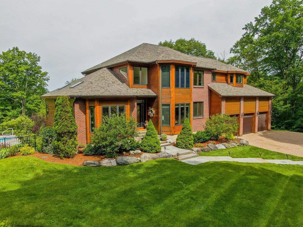 83 Plateau Road Williston VT 05495