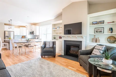 39 Abenaki Circle Merrimack NH 03054