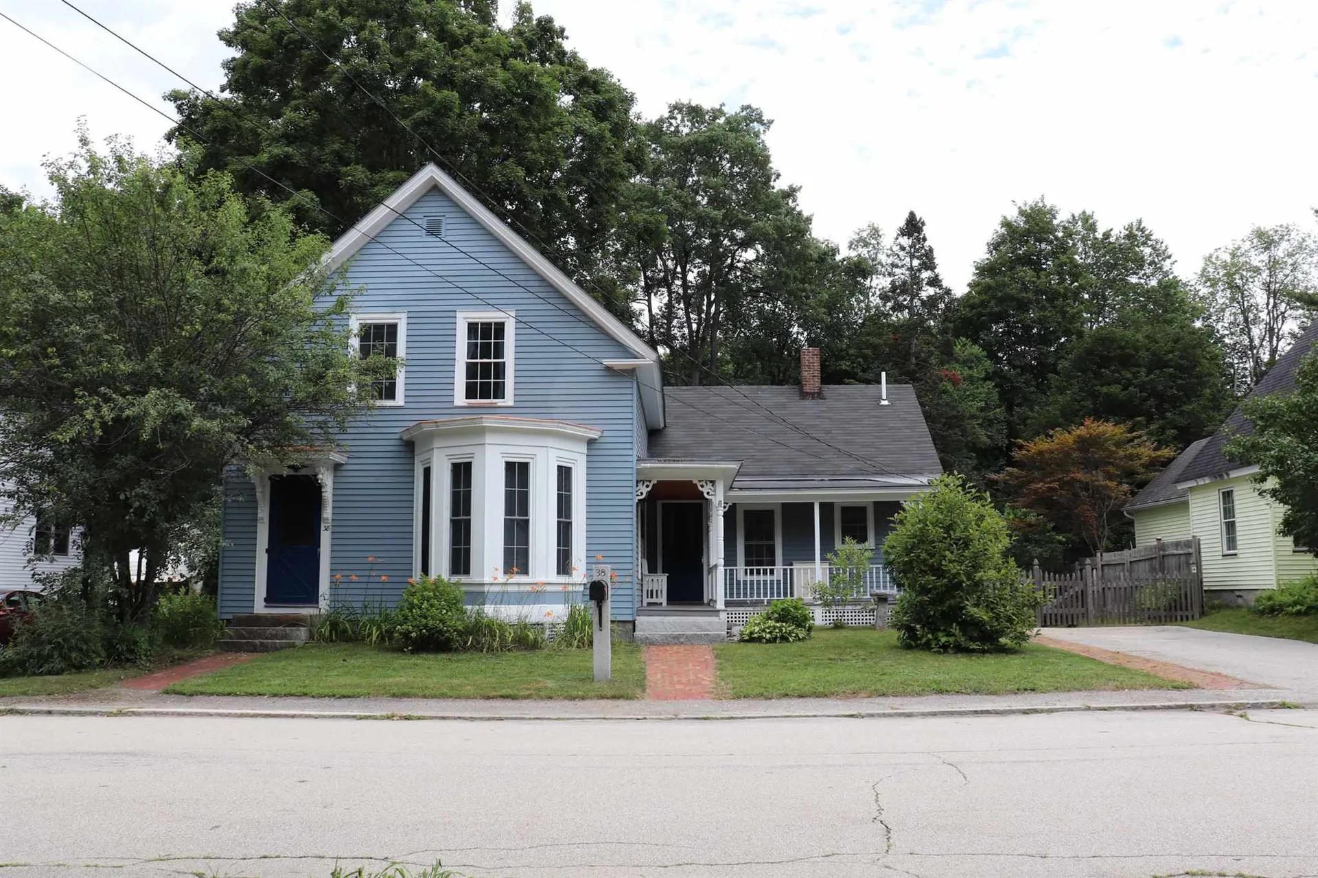 38 Oak Street Milford NH 03055