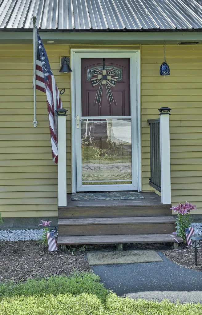 10 Olivo Road Keene NH 03431