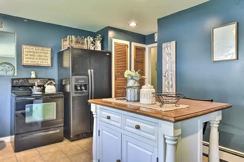 10 Olivo Road Keene NH 03431