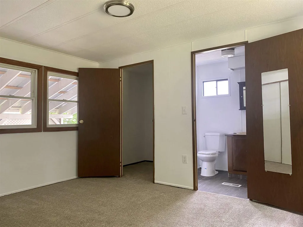 37 Fiske Place Claremont NH 03743