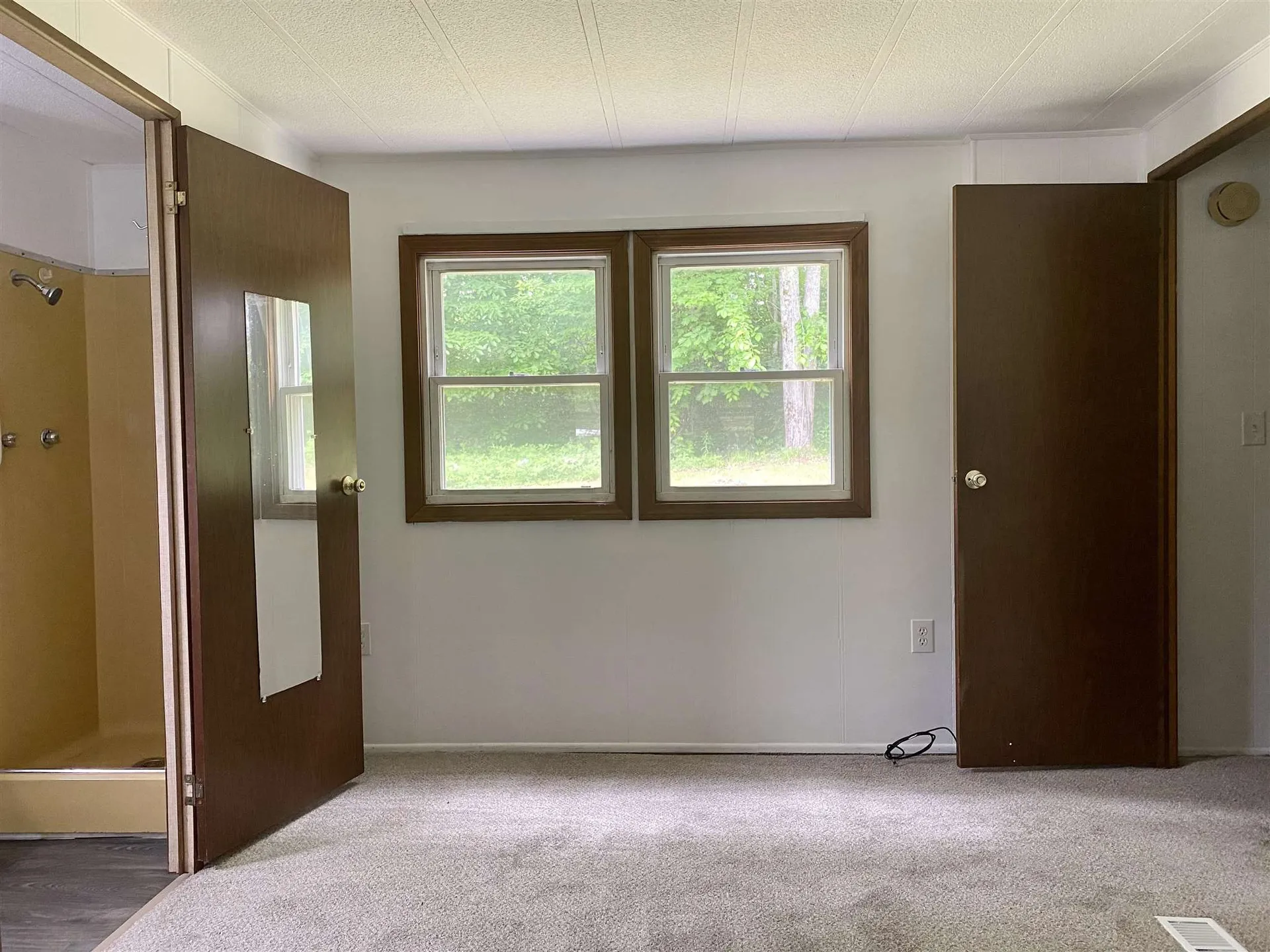 37 Fiske Place Claremont NH 03743