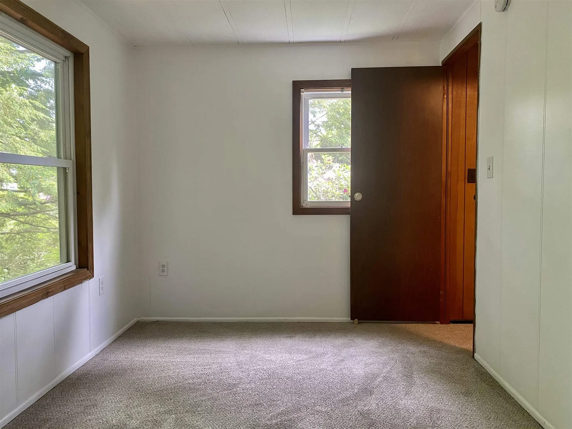 37 Fiske Place Claremont NH 03743