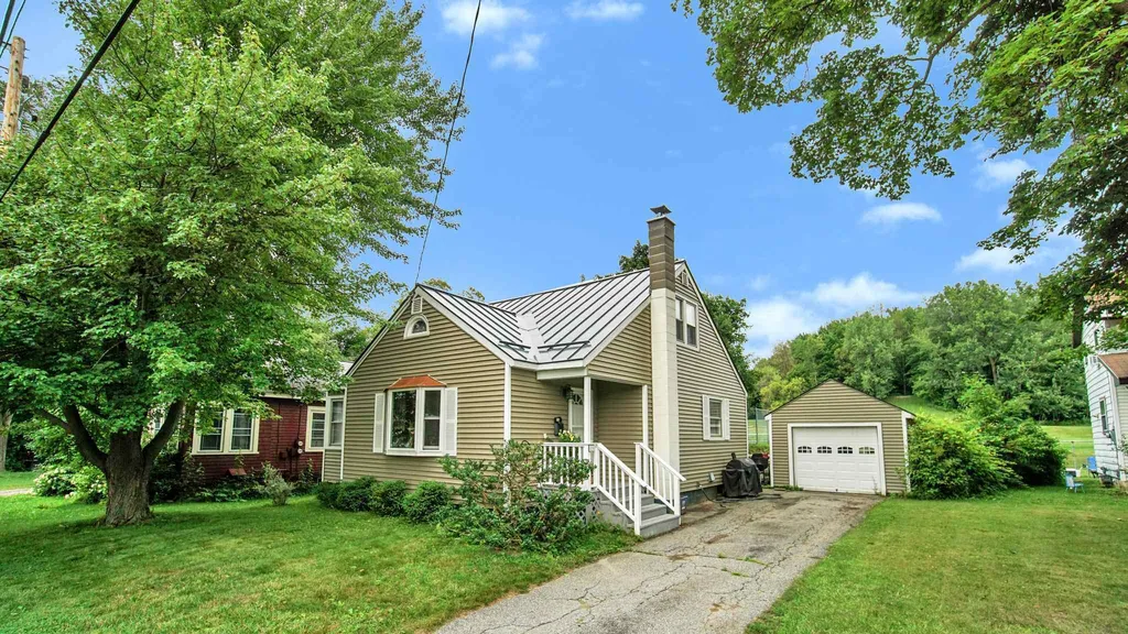 19 Pine Street Winooski VT 05404