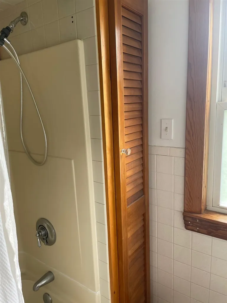 5 Coolidge Avenue Dover NH 03820