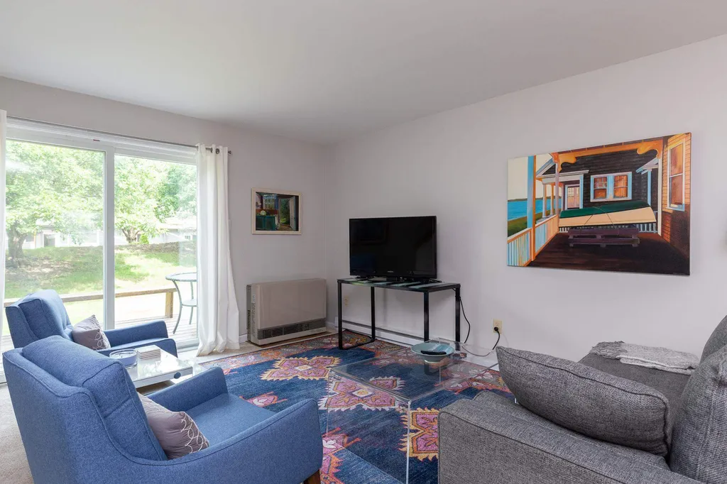 11 Conifer Court Burlington VT 05401