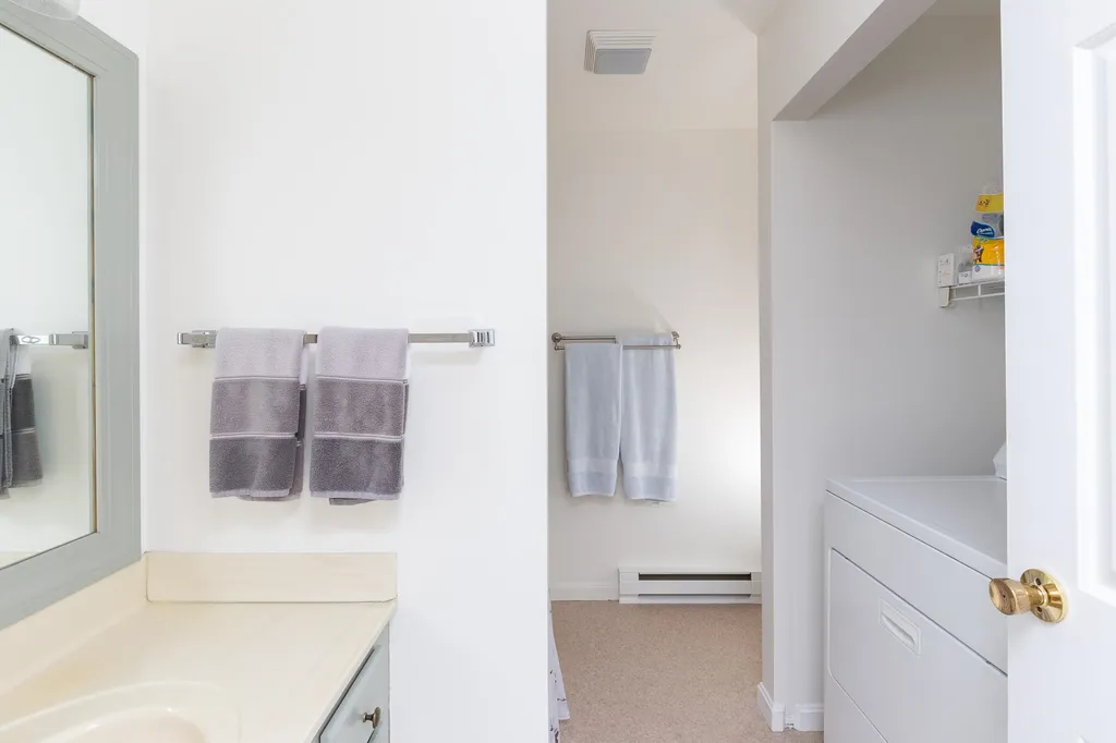 11 Conifer Court Burlington VT 05401