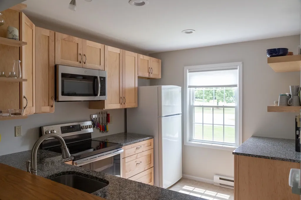 11 Conifer Court Burlington VT 05401