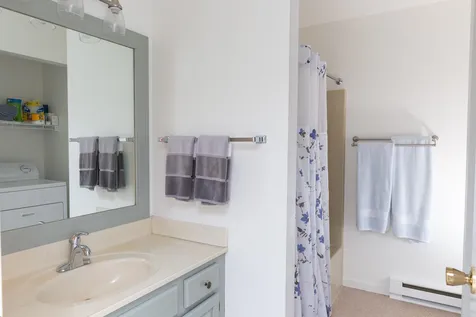 11 Conifer Court Burlington VT 05401