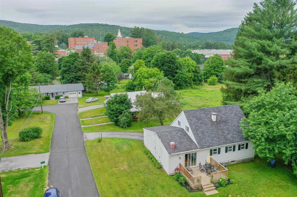 71 Shaw Circle Northfield VT 05663
