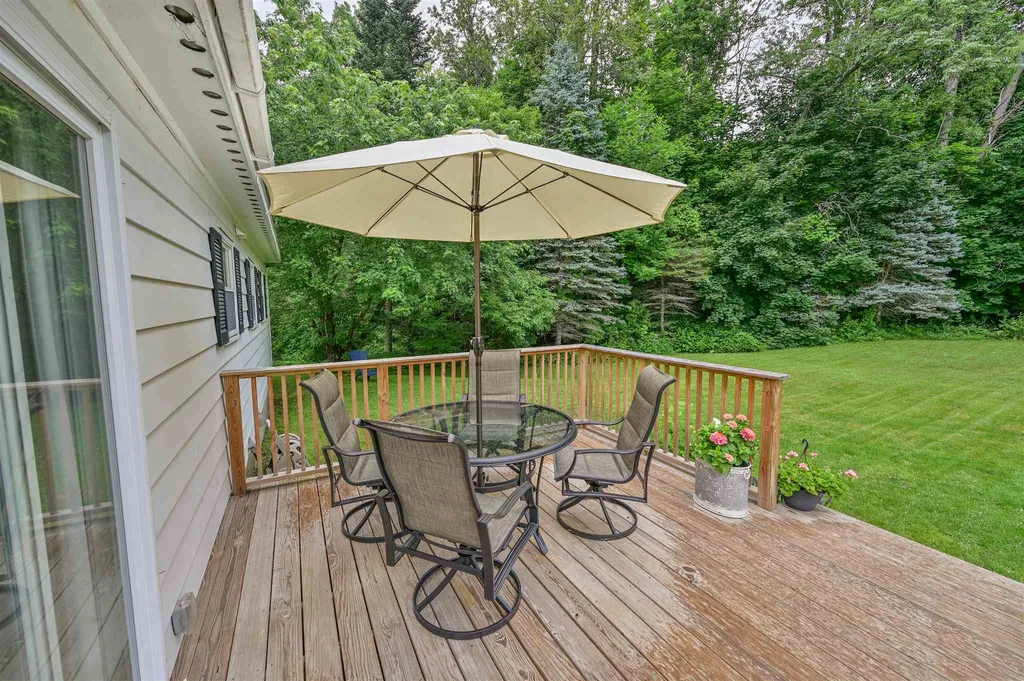 71 Shaw Circle Northfield VT 05663