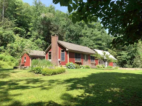 13 Woodlands Lane Newfane VT 05345