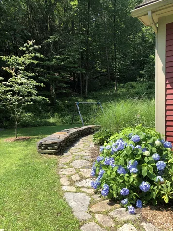 13 Woodlands Lane Newfane VT 05345