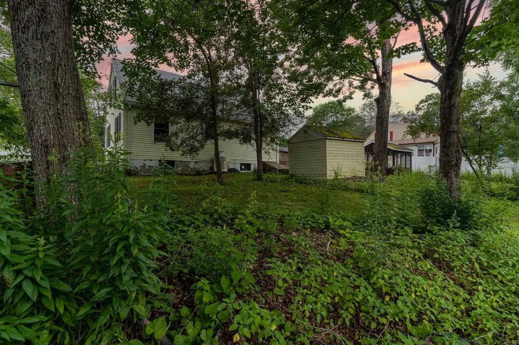 10 Berkshire Lane Dover NH 03820
