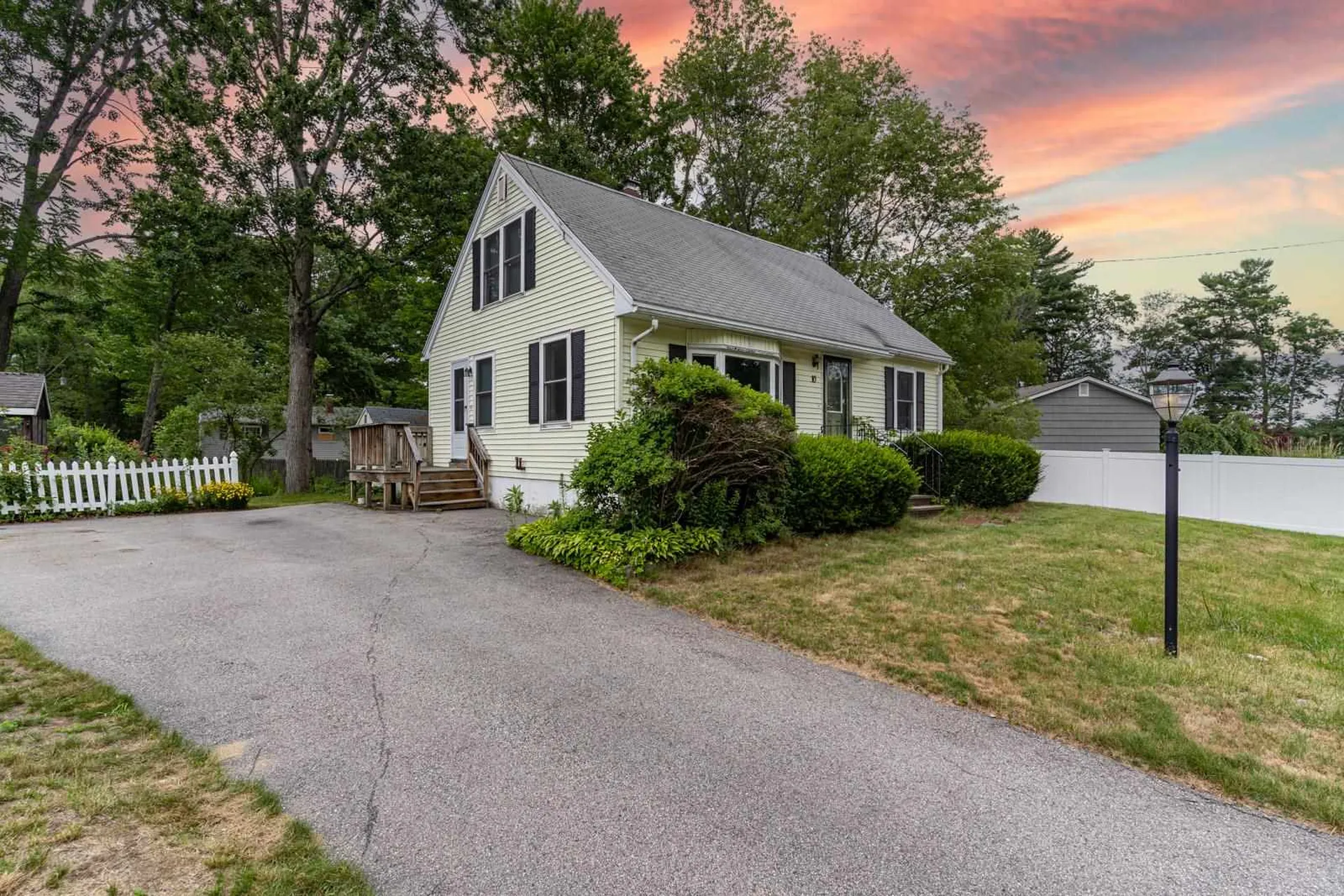 10 Berkshire Lane Dover NH 03820