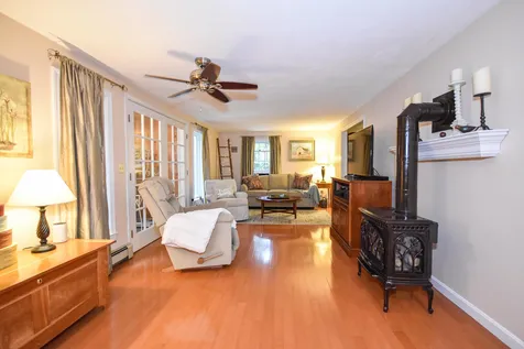 20 Laurel Lane Somersworth NH 03878