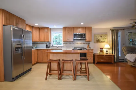 20 Laurel Lane Somersworth NH 03878