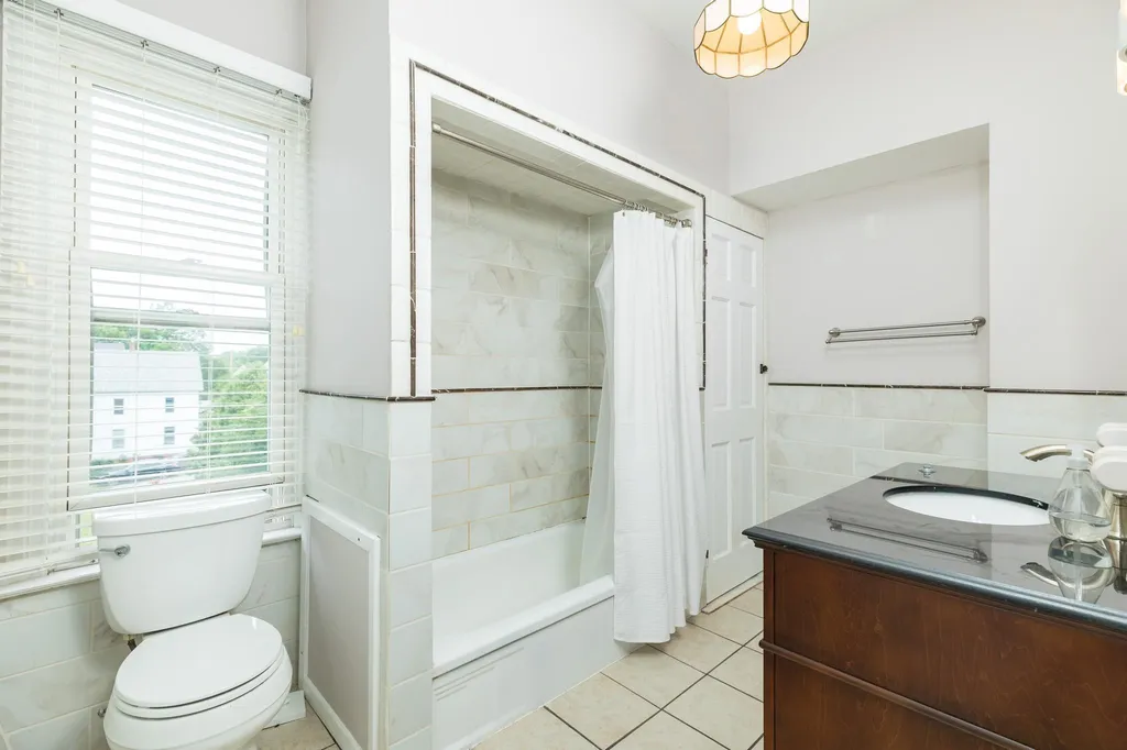 1 Silver Street Somersworth NH 03878