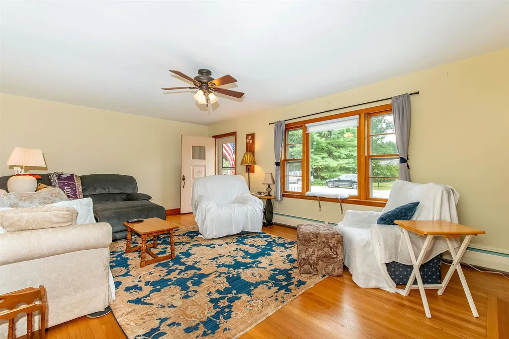 12 Willard Road Dover NH 03820