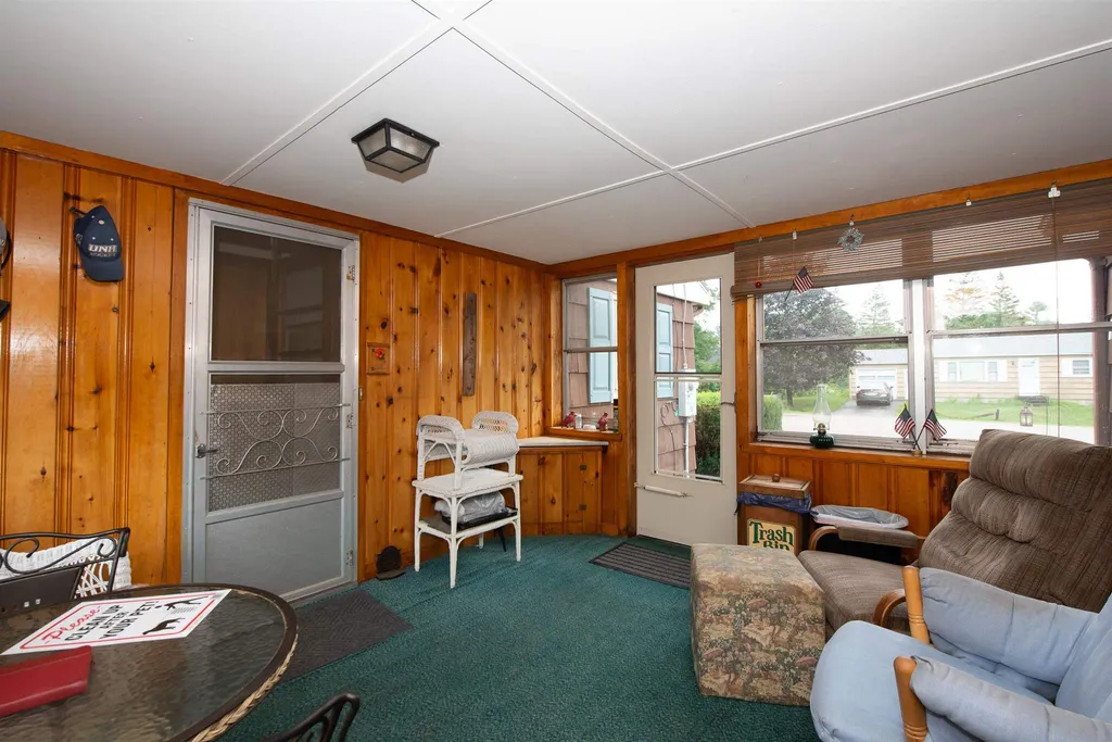 12 Willard Road Dover NH 03820