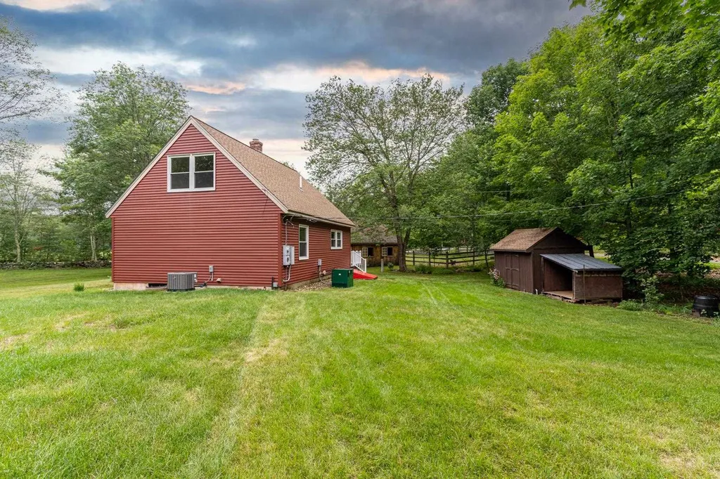 410 Greenhill Road Barrington NH 03825